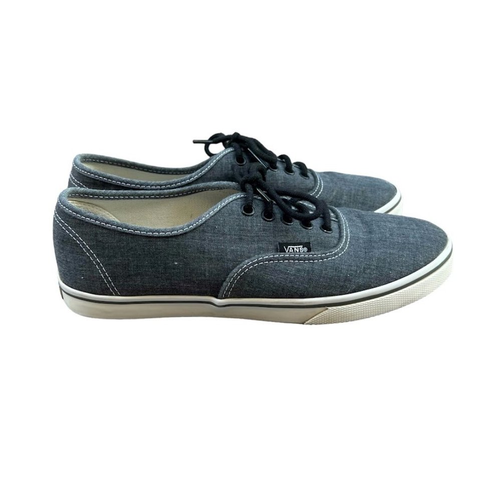 Vans Low Cut Gray Shoes Men 7 Women 8.5